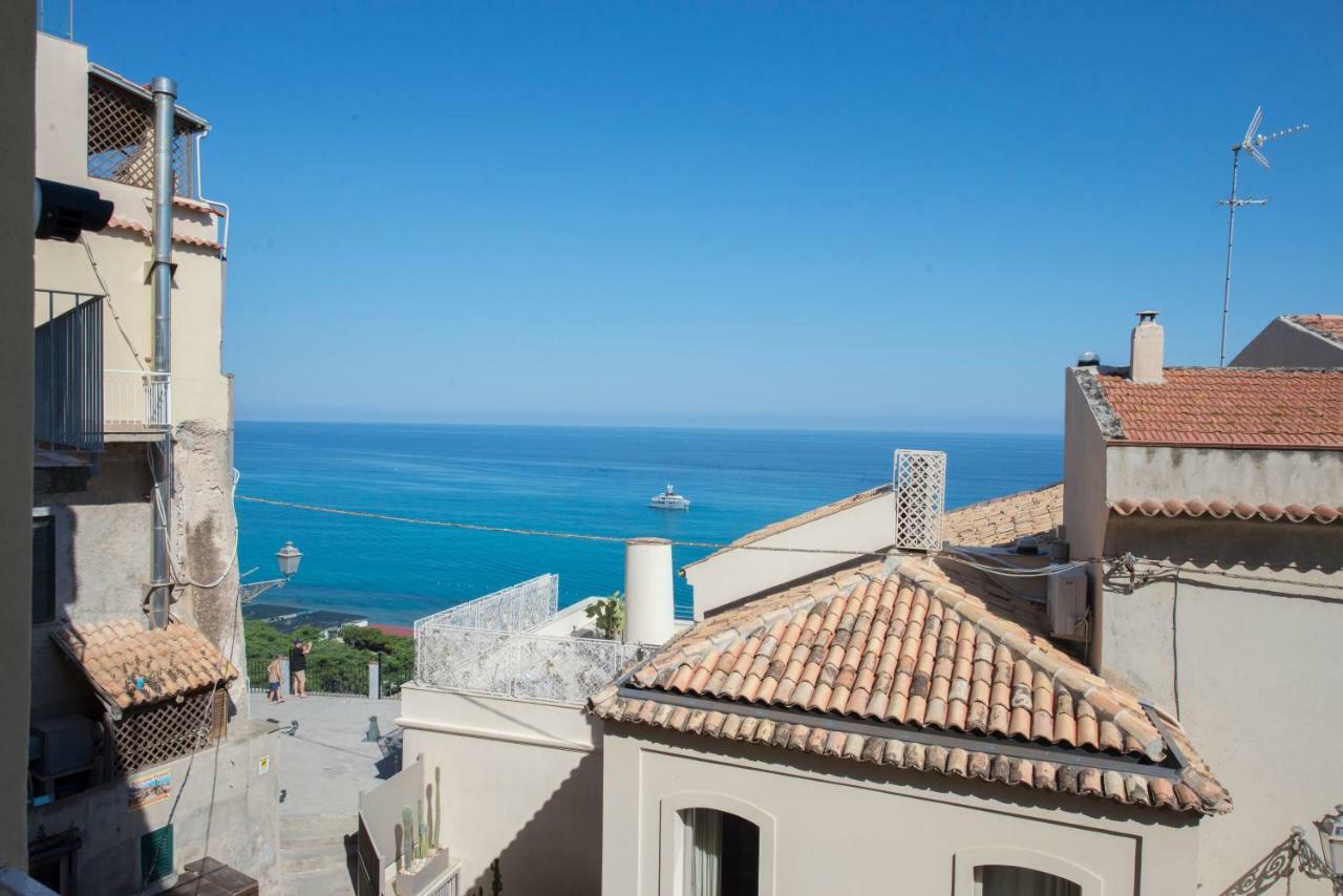 Casa Di Fabio Apartment Tropea Exterior photo